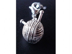 Pendentif pelote de laine argent