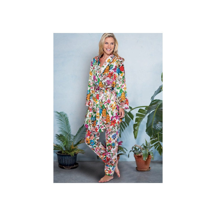 Robe de chambre, ceinture, hauts, short et pantalon femme - Mc Call's M8056  - 2