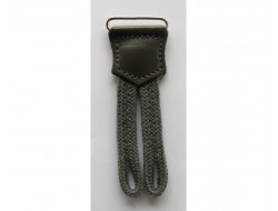 Patte de boutonnage pour bretelles grise