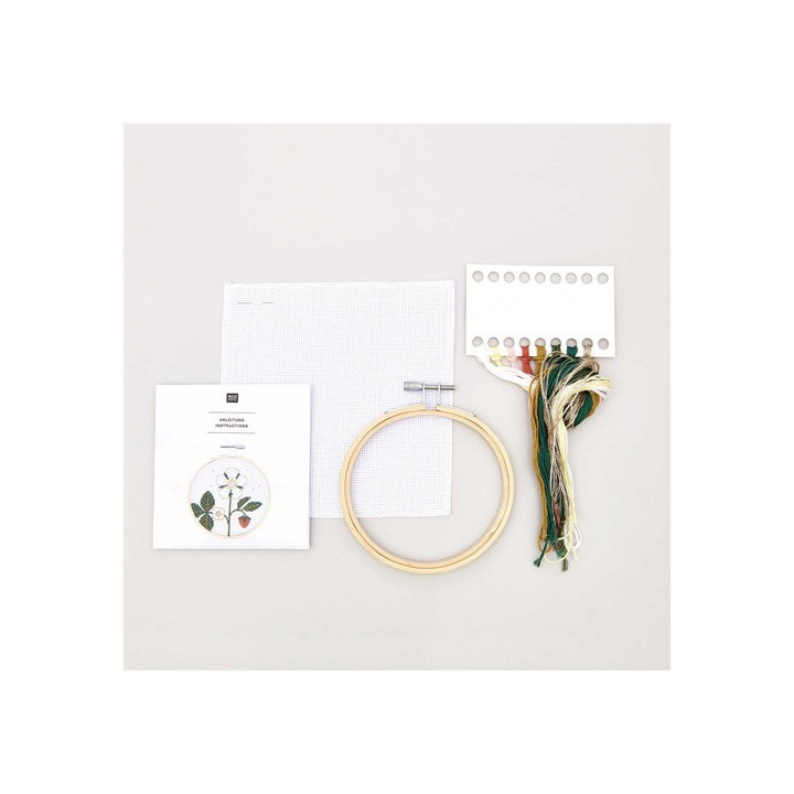 Kit Broderie Point de Croix tableau fleur de fraise, Rico Design Rico Design - 4