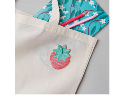 Écusson thermocollant fraise - Rico Design  - 2