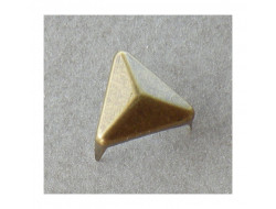 Clou à griffes triangle bronze