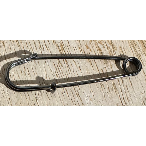 Épingle kilt fantaisie canon de fusil  - 1