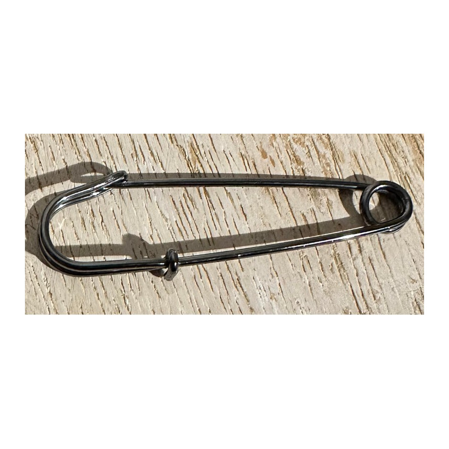 Épingle kilt fantaisie canon de fusil  - 1