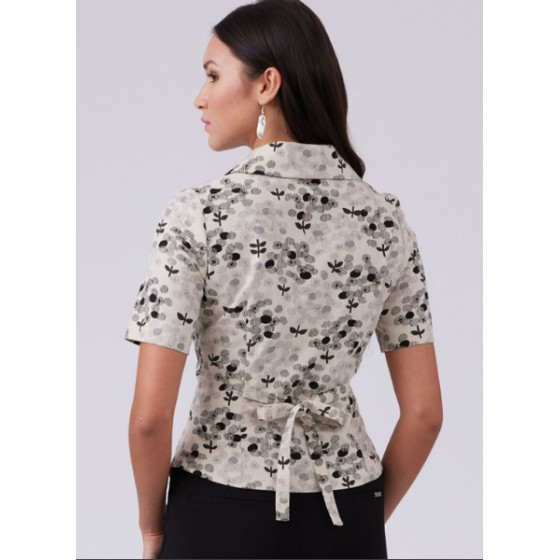 Patron gilet boutonnée pour femmes - Mc Call's M8451  - 8
