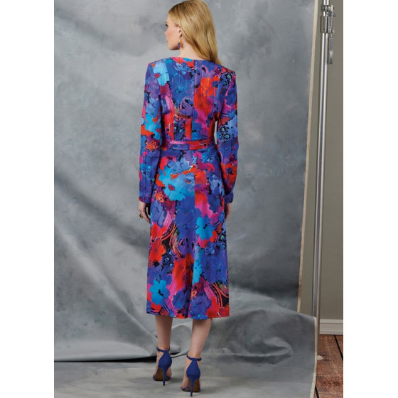 Patron Robe et ceinture pour jeunes femmes - Vogue 2043  - 5