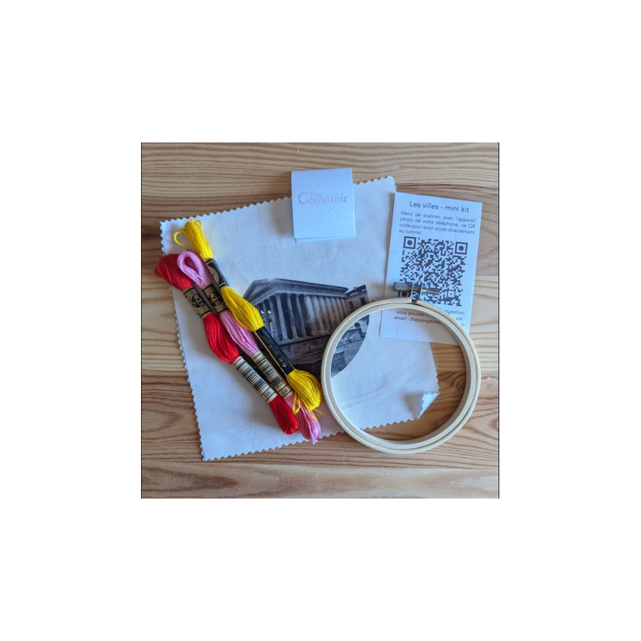 Kit de broderie Maison carrée Nîmes par Elise Benétreau-Bernard  - 2