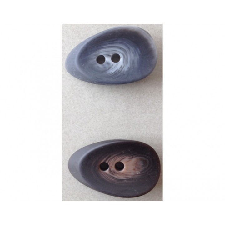 Bouton corne marron ou gris 40 mm  - 1