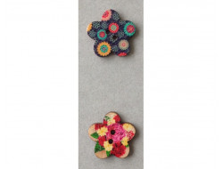 Bouton fleur en bois