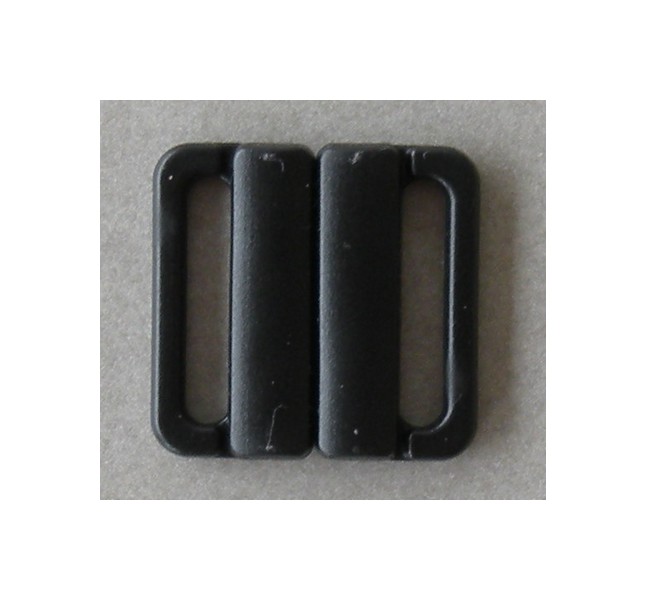 attache soutien gorge maillot de bain